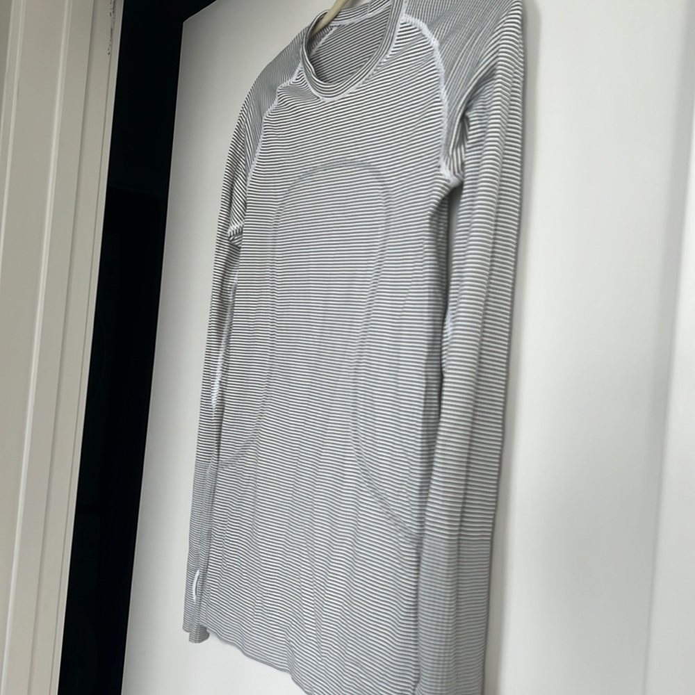 Lululemon Swiftly Tech Long-Sleeve Shirt
